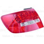 Heckleuchte A R O K-PLATTE ROT/WEISS LED | AUDI A6 AVANT/ALLROAD 10,08-8,11 | 1347,659,4